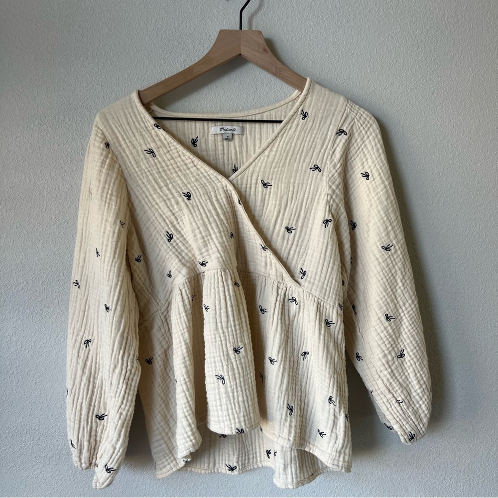 Madewell Top in Size Medium